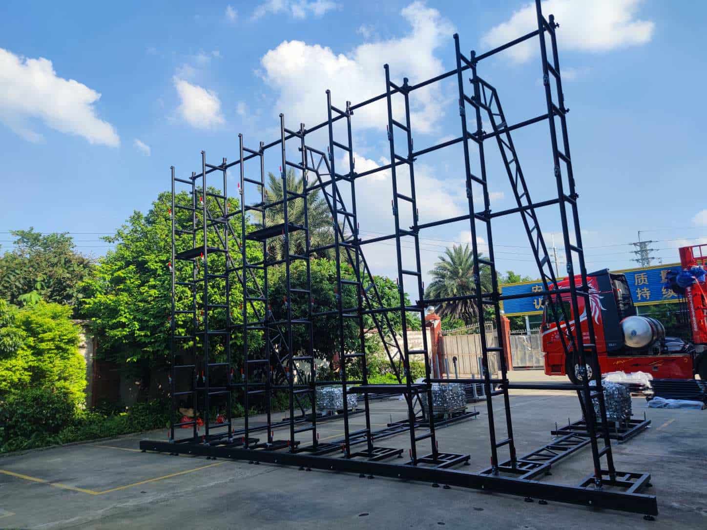 Aluminum LED Screen Bracket Stacking Aluminum LED Screen Bracket Stacking