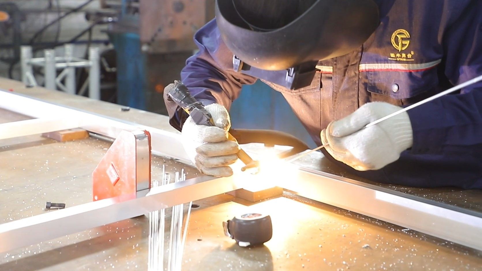 Aluminum Screen Truss