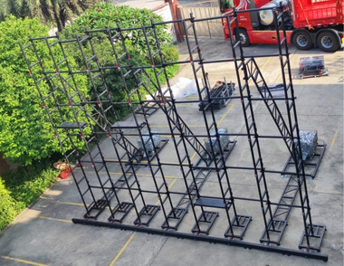 حلول دعم أرضية LED ذات قاعدة ممتدة للجدران ذات الشاشات العالية