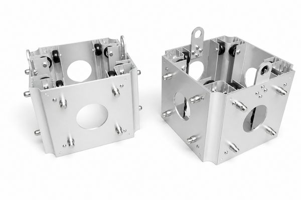 Dual-compatible truss sleeve block with connection positions for 290×290mm and 400×400mm truss beams